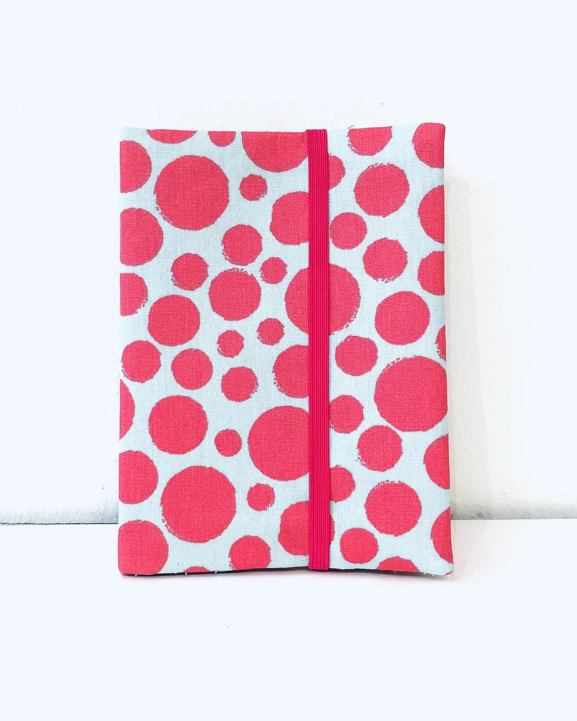 Umschlag für Impfpass Aussenansicht Bild Umschlag für Impfpass Aussenansicht