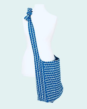 Bild Amalfi Bag an Puppe