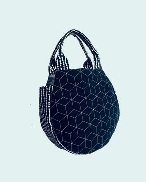 Bild Borstei Bag Black White